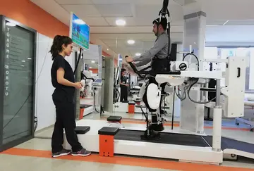 Yürüme Robotu ile Fizik Tedavi Nasıl Olur?