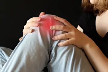 şiddetli diz ağrısı nedenleri