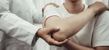 Tenisçi Dirseği (Lateral Epikondilit) Hakkında Bilinmesi Gereken 4 Şey